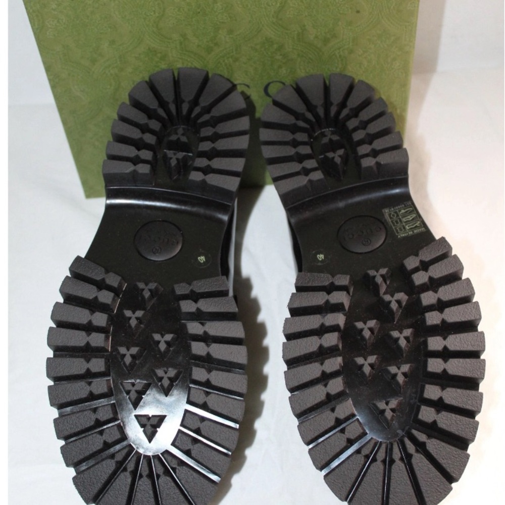 Gucci Black Leather Loafers with Metallic Detail - Picture 5 of 5
